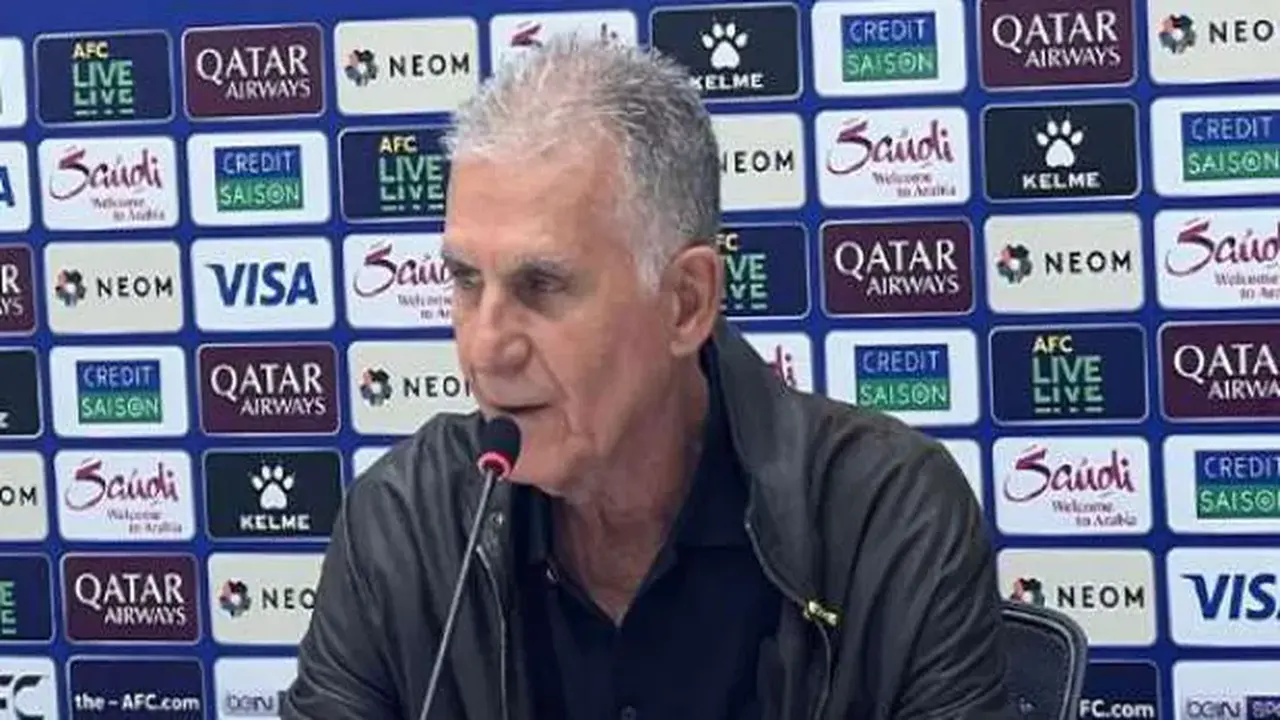 هاني أبو ريدة يدفع لتعيين كارلوس كيروش في دور إداري جديد داخل اتحاد الكرة